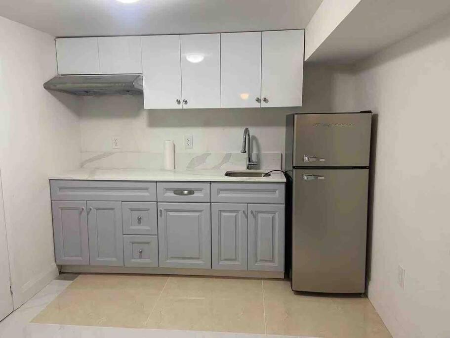 Modern House Newly Furnished 3 Mins Drive To Fall Ниагарски водопад Екстериор снимка